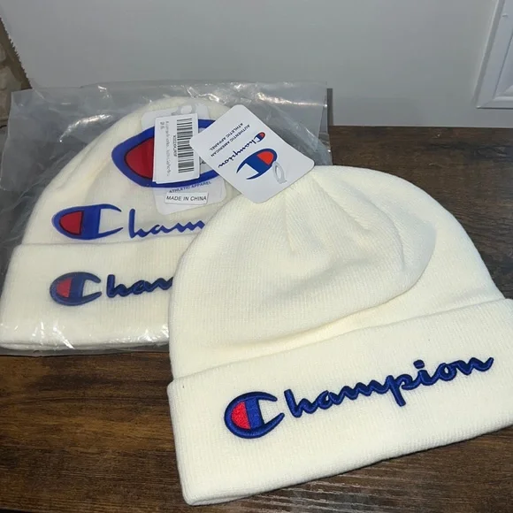 Champion Unisex WinterHat, Beanies is Warm/Soft/Comfortable for Men and Women - Picture 1 of 1
